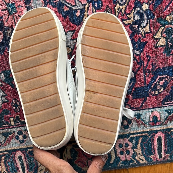 Disney Mickey/Minnie high tops - Picture 7 of 7